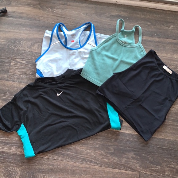 ❤️‍🔥 NikePro XS/M Workout Top Black & Turquoise ❤️‍🔥 - Picture 10 of 12
